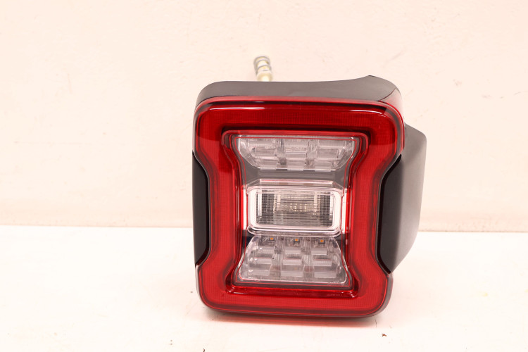 JEEP WRANGLER JL 18- LAMPA PRAWA TYŁ 68474046AA, 68376496AA