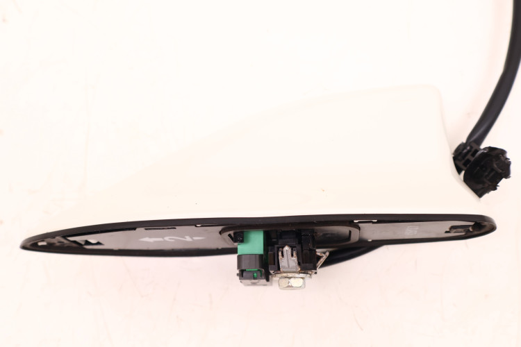 TOYOTA RAV4 IV PŁETWA ANTENA DACHOWA 070 86101-42790