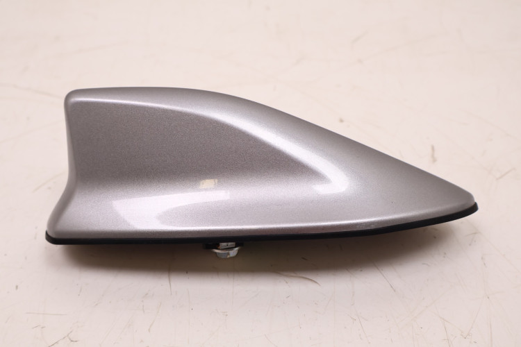 TOYOTA RAV4 IV PŁETWA ANTENA DACHOWA 1D6