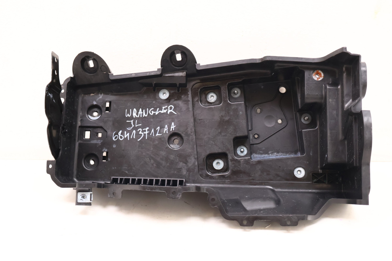 JEEP WRANGLER JL 18- PODSTAWA AKUMULATORA 68413712AA
