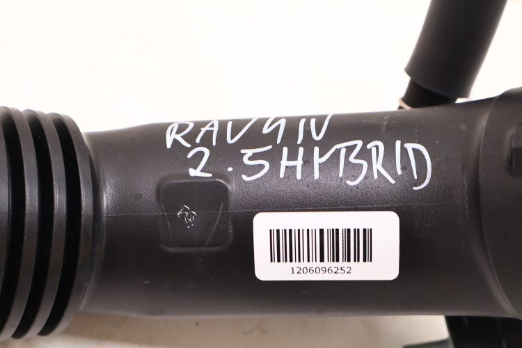 TOYOTA RAV4 IV 2.5 HYBRID RURA PRZEWÓD POWIETRZA 17880-36110