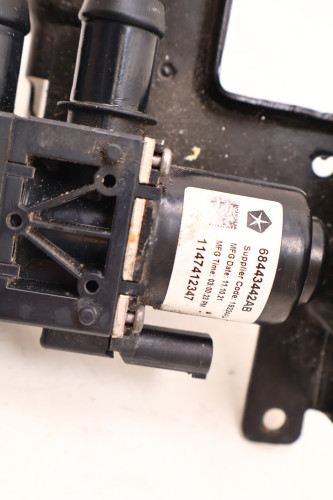 JEEP WRANGLER JL 18- POMPA WODY ELEKTROZAWÓR 68443442AB
