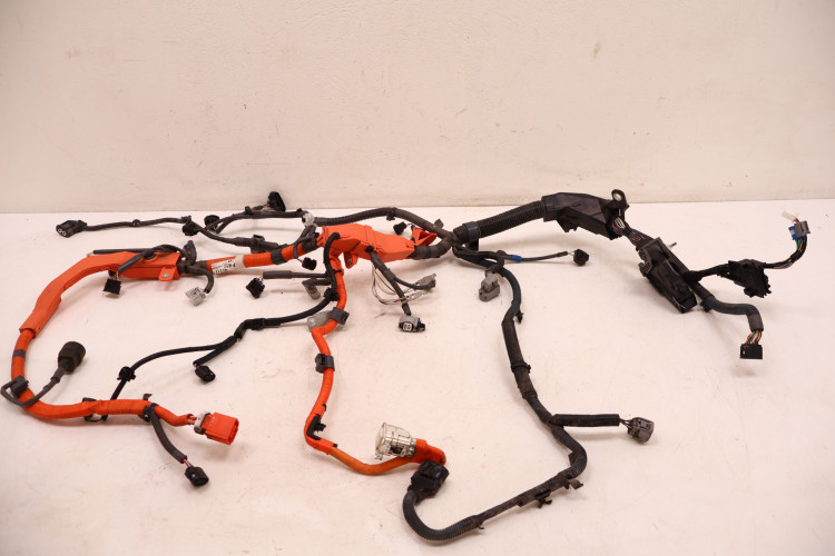 TOYOTA RAV4 IV 2.5 HYBRID INSTALACJA SILNIKA 82121-42F40B