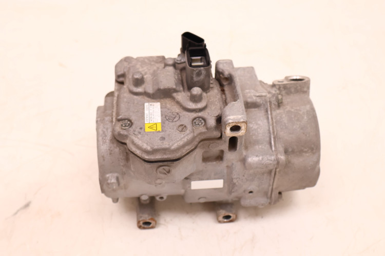 TOYOTA RAV4 IV 2.5 HYBRID SPRĘŻARKA KLIMATYZACJI '042200-0533
