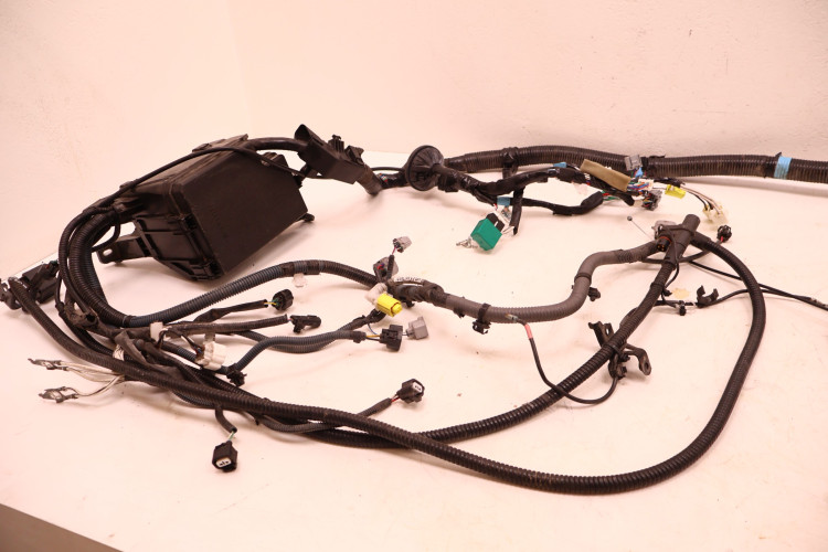 TOYOTA RAV4 IV 2.5 HYBRID INSTALACJA KOMORY SILNIKA