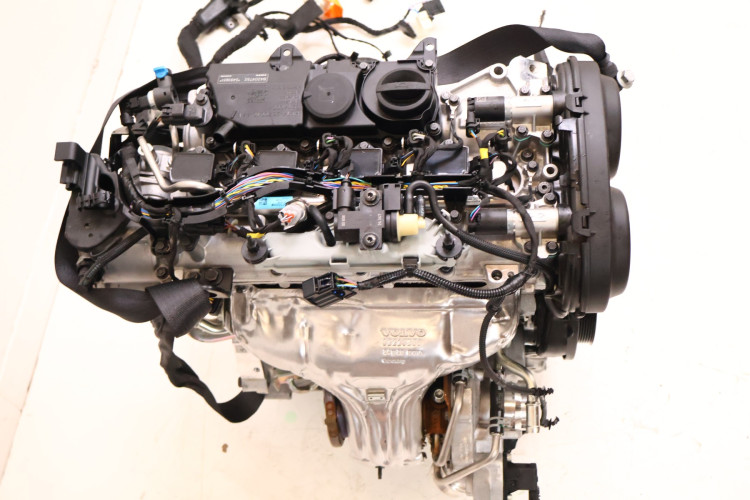 VOLVO XC60 II 2.0 T8 SILNIK B4204T52 B4204T52