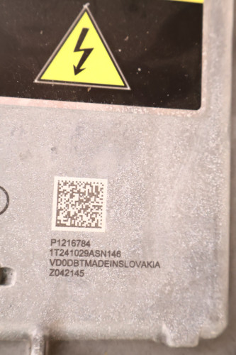 VOLVO XC60 II 2.0 T8 T6 SILNIK ELEKTRYCZNY P1216784