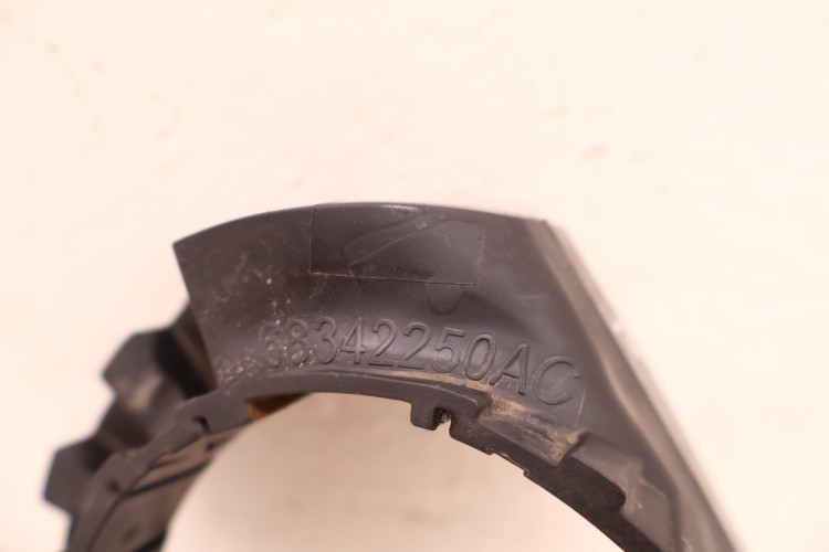 JEEP WRANGLER JL 18- IZOLATOR SPRĘŻYNY PRAWY 68342250AC