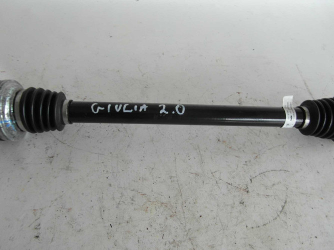 ALFA ROMEO GIULIA 2.0 PÓŁOŚ TYŁ 00505498510
