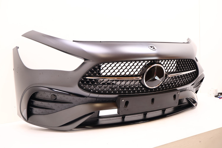 MERCEDES-BENZ CLE A236 ZDERZAK PRZÓD