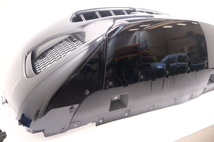 MASERATI GRECALE MODENA ZDERZAK PRZÓD