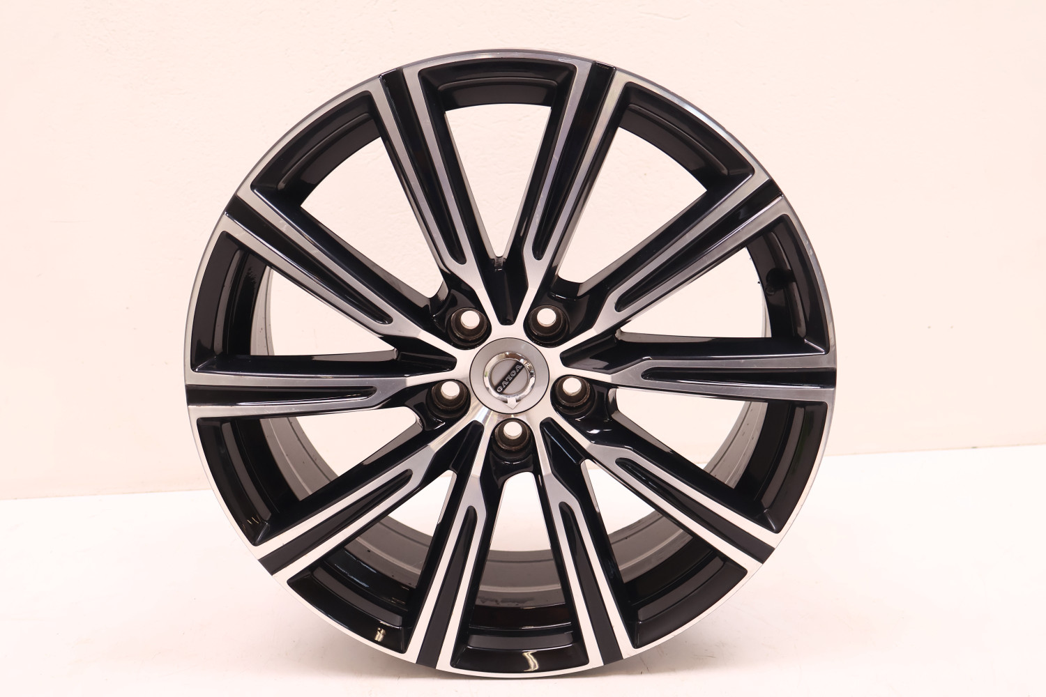 VOLVO XC60 II FELGA ALUMINIOWA 19X7.5 31680357