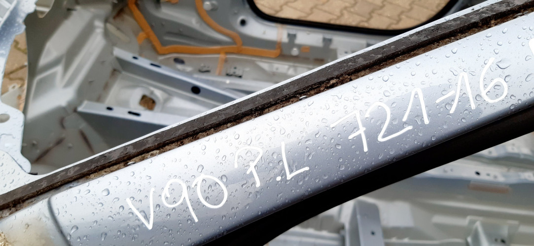 VOLVO V90 ĆWIARTKA LEWA PRZÓD 721-16