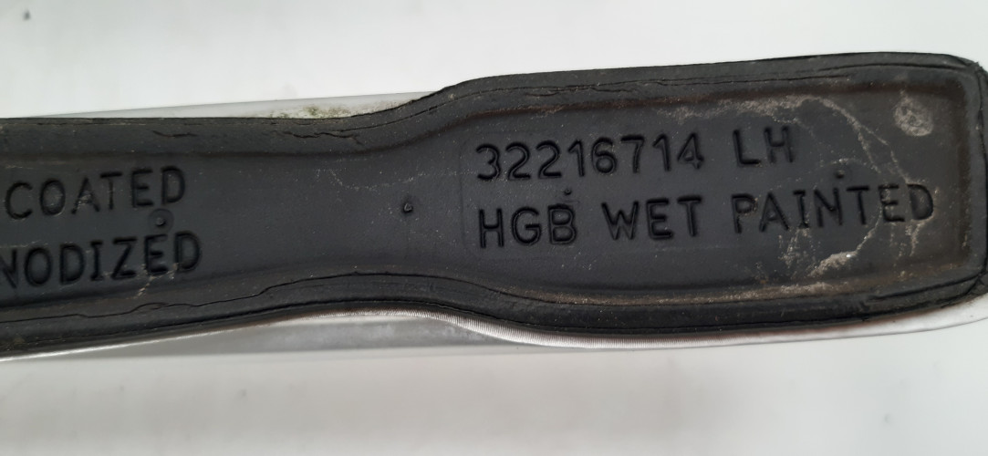 VOLVO V90 RELINGI DACHOWE 32216715, 32216714