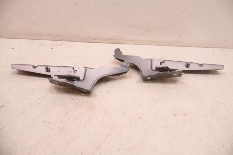 VOLVO XC60 II ZAWIASY MASKI 735-15 31424538, 31424537