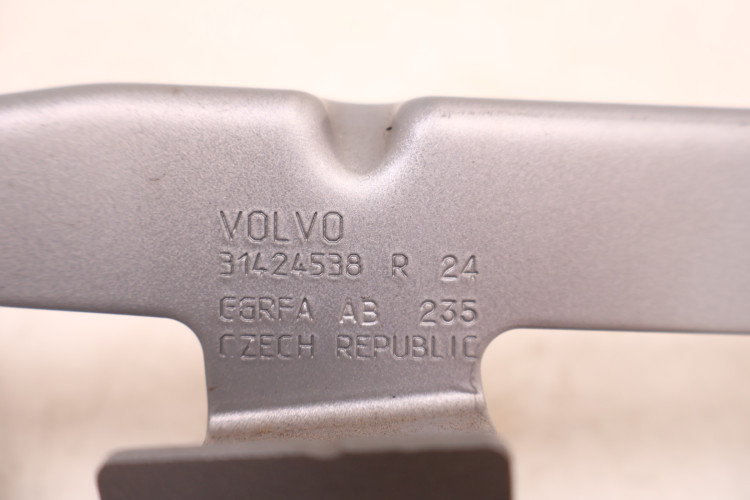 VOLVO XC60 II ZAWIASY MASKI 735-15 31424538, 31424537