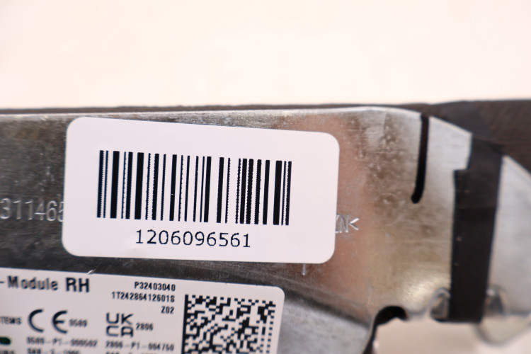 VOLVO XC60 II AIRBAG FOTELA PRAWY 32403040