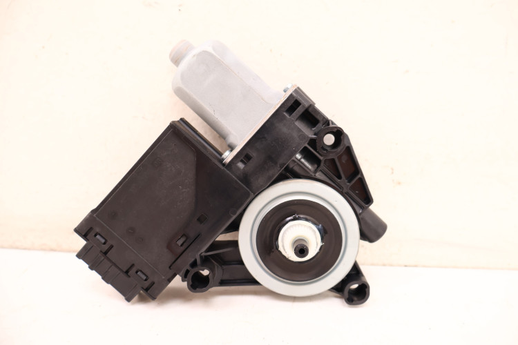 VOLVO XC60 II MODUŁ SILNICZEK SZYBY PRAWY TYŁ 32283267