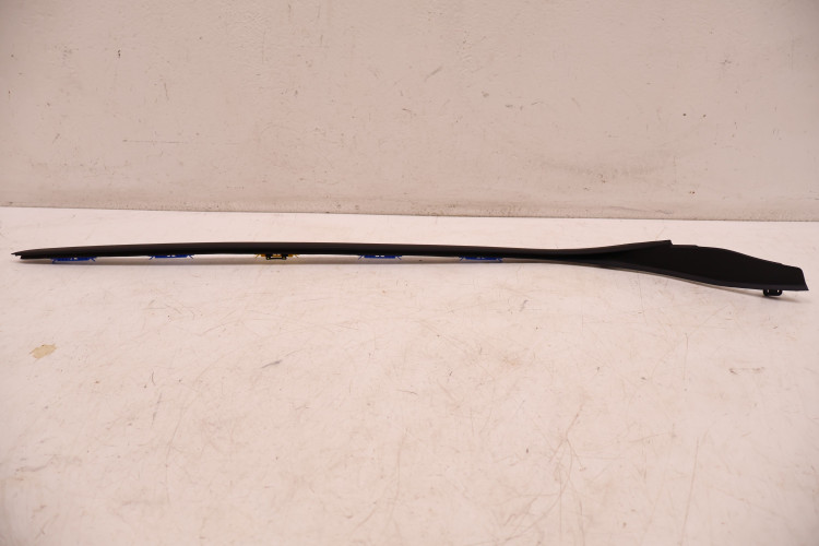 VOLVO XC60 II LISTWA SZYBY CZOŁOWEJ LEWA 32216112
