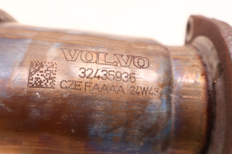 VOLVO XC60 II 2.0 T8 ŁĄCZNIK ELASTYCZNY 32435936