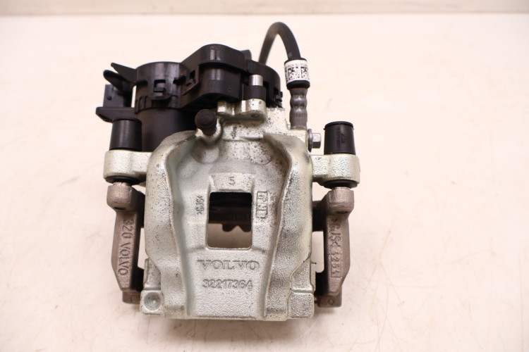 VOLVO XC60 II 2.0 T8 ZACISK HAMULCA PRAWY TYŁ 32217364, 32301468