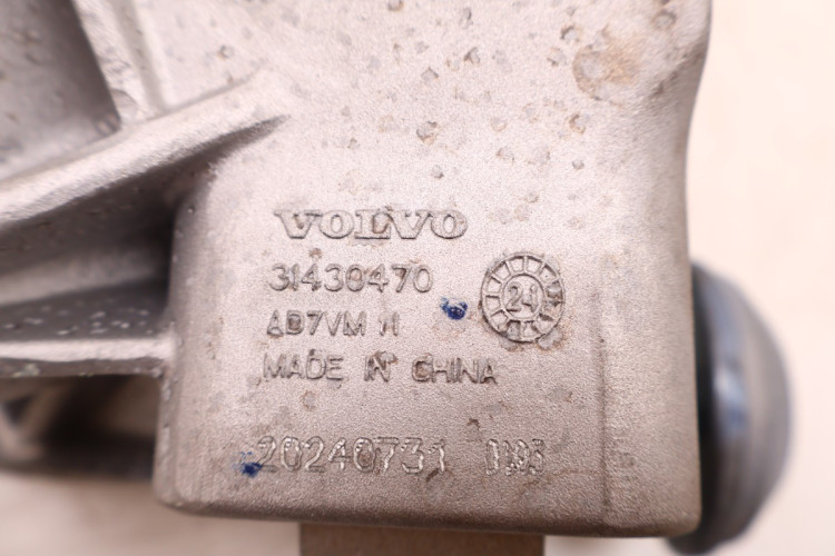 VOLVO XC60 II 2.0 T8 TYLNA ŁAPA PODUSZKA SILNIKA 31430470