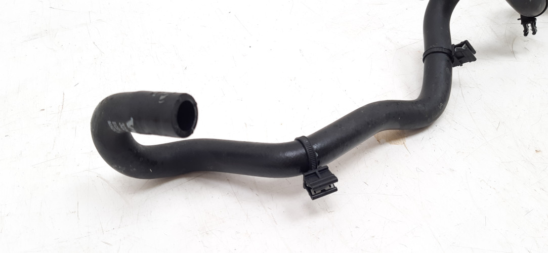 VOLVO XC60 II 2.0 T8 POMPKA SILNICZEK OBIEGU WODY PODGRZEWACZ 8888038596, 31368132