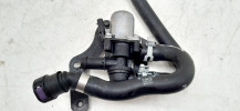 VOLVO XC60 II 2.0 T8 POMPKA SILNICZEK OBIEGU WODY PODGRZEWACZ 8888038596, 31368132
