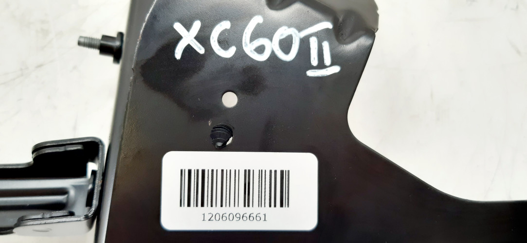 VOLVO XC60 II 2.0 T8 WSPORNIK MOCOWANIE CHŁODNICY 31474649
