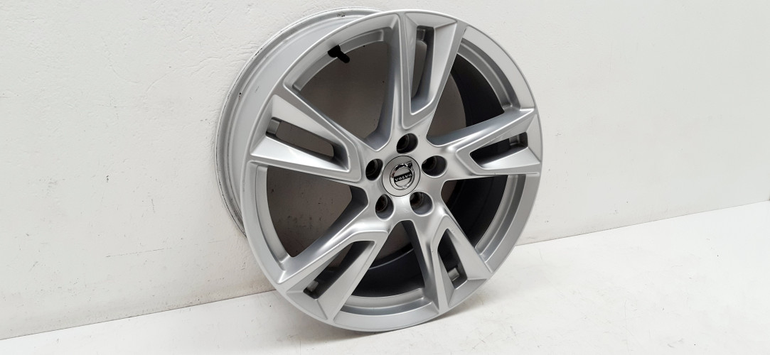 VOLVO V90 FELGA ALUMINIOWA 18X7.5 31362866