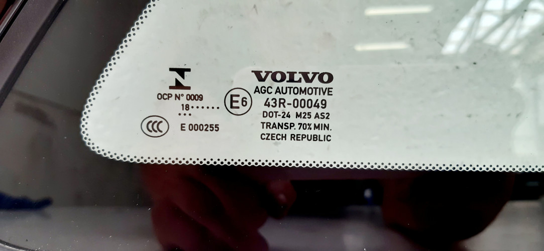 VOLVO V90 SZYBA KAROSERYJNA PRAWA 31477831