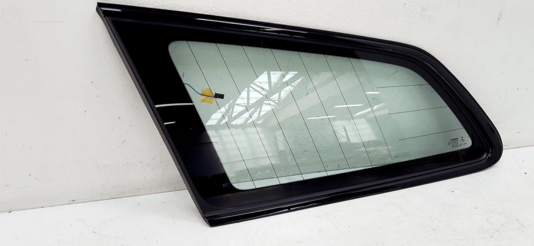 VOLVO V90 SZYBA KAROSERYJNA LEWA 3147730