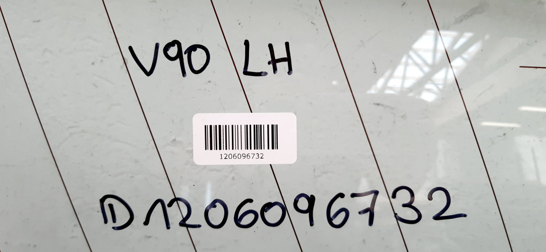 VOLVO V90 SZYBA KAROSERYJNA LEWA 3147730