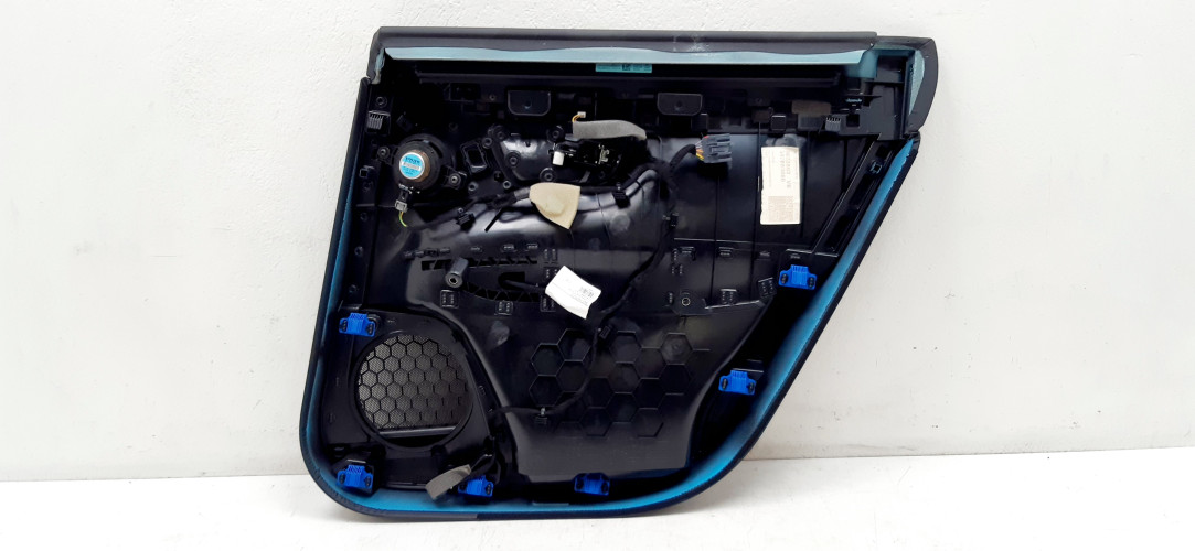 VOLVO V90 BOCZEK DRZWI LEWY TYŁ 31662843
