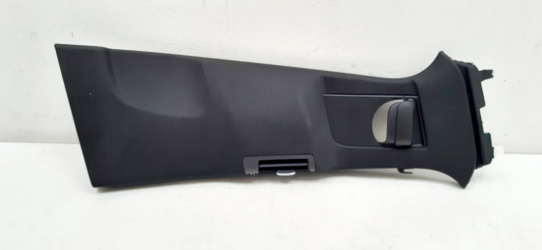 VOLVO V90 OSŁONA SŁUPKA B PRAWA 31403788