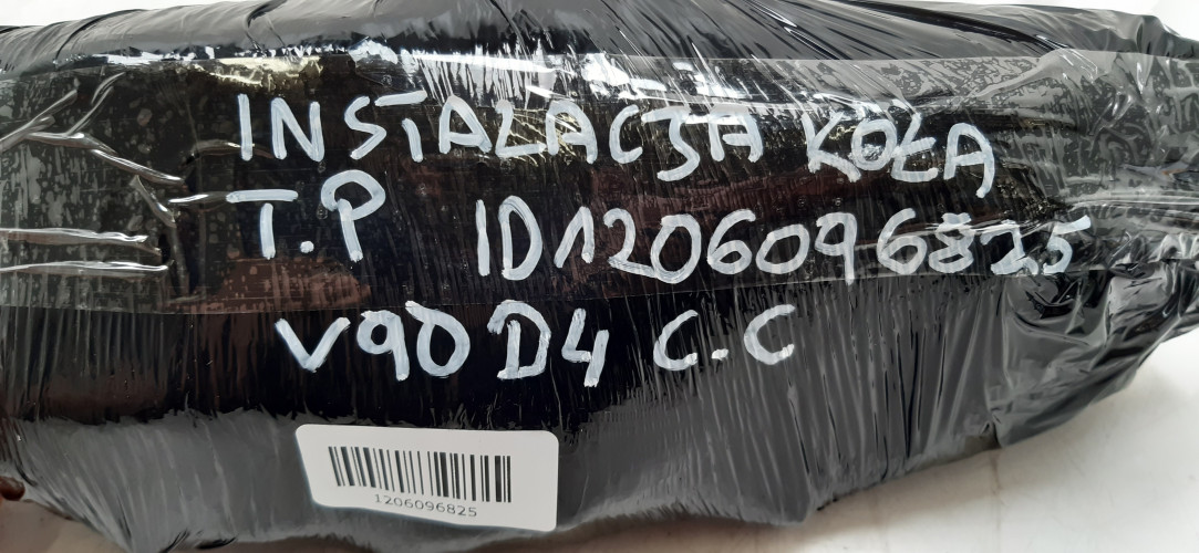 VOLVO V90 2.0 D4 CROSS COUNTRY WIĄZKA INSTALACJA OSI TYLNEJ PRAWY TYŁ 32224477