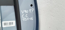 VOLVO V90 CROSS COUNTRY DRZWI PRAWE PRZÓD 721-16
