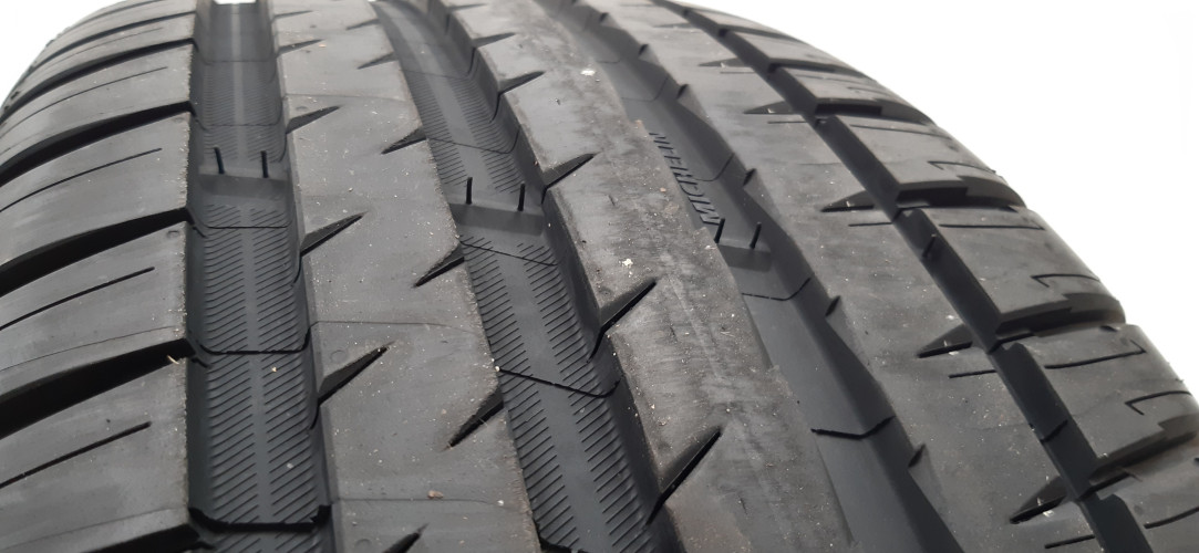 OPONY MICHELIN PILOT SPORT 4 SUV 235/60/18