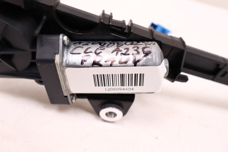 MERCEDES-BENZ CLE A236 PODAJNIK PASA BEZPIECZEŃSTWA PRAWY A2068602401