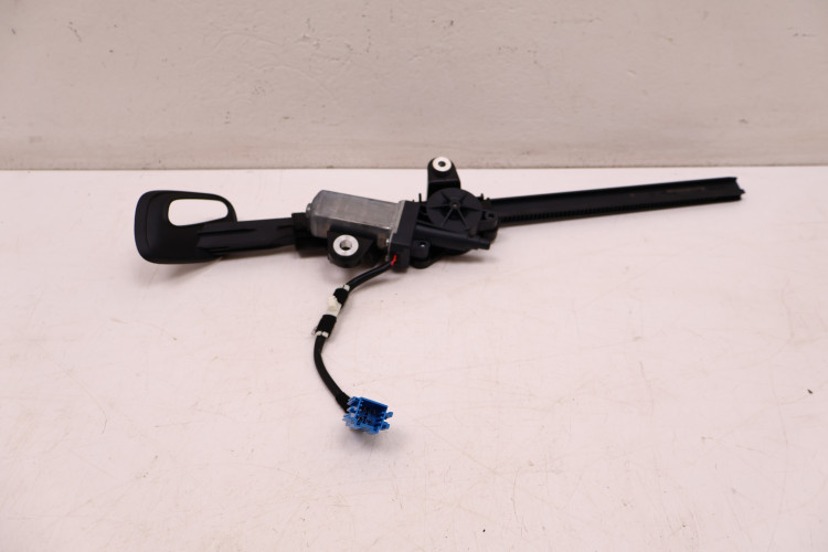 MERCEDES-BENZ CLE A236 PODAJNIK PASA BEZPIECZEŃSTWA LEWY A2068602401