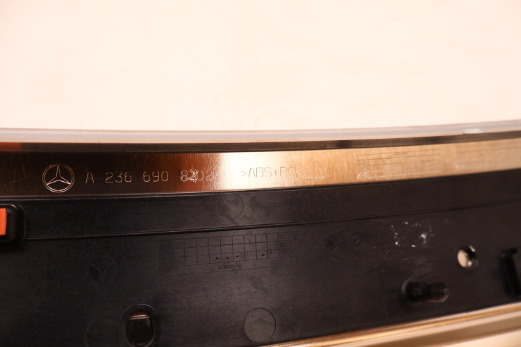 MERCEDES-BENZ CLE A236 DEKOR LISTWA OZDOBNA OWIEWKI DACHU A2366908202