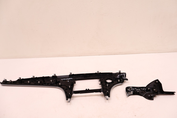 MERCEDES-BENZ CLE A236 LISTWA DEKOR OZDOBNY DESKI ROZDZIELCZEJ A2066809302