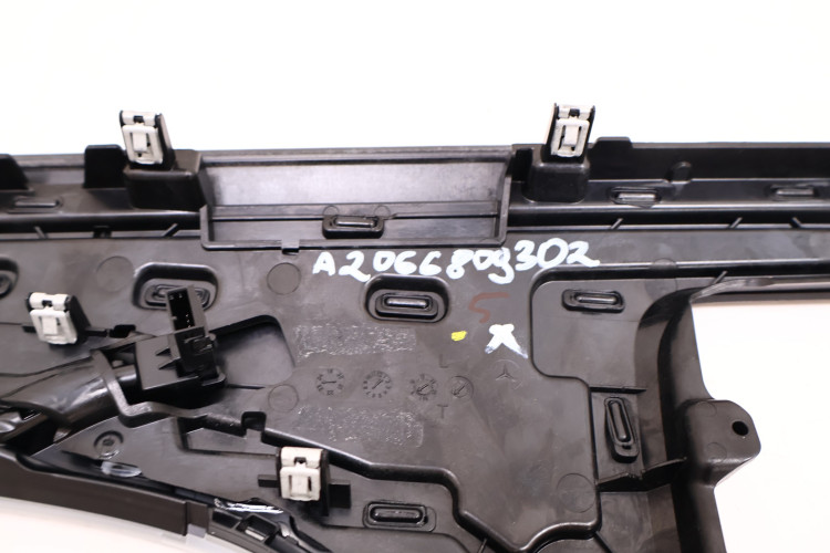 MERCEDES-BENZ CLE A236 LISTWA DEKOR OZDOBNY DESKI ROZDZIELCZEJ A2066809302