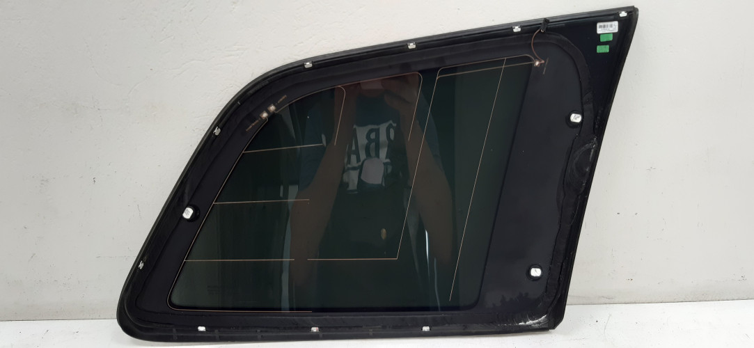 VOLVO XC90 II SZYBA KAROSERYJNA LEWA 31442520