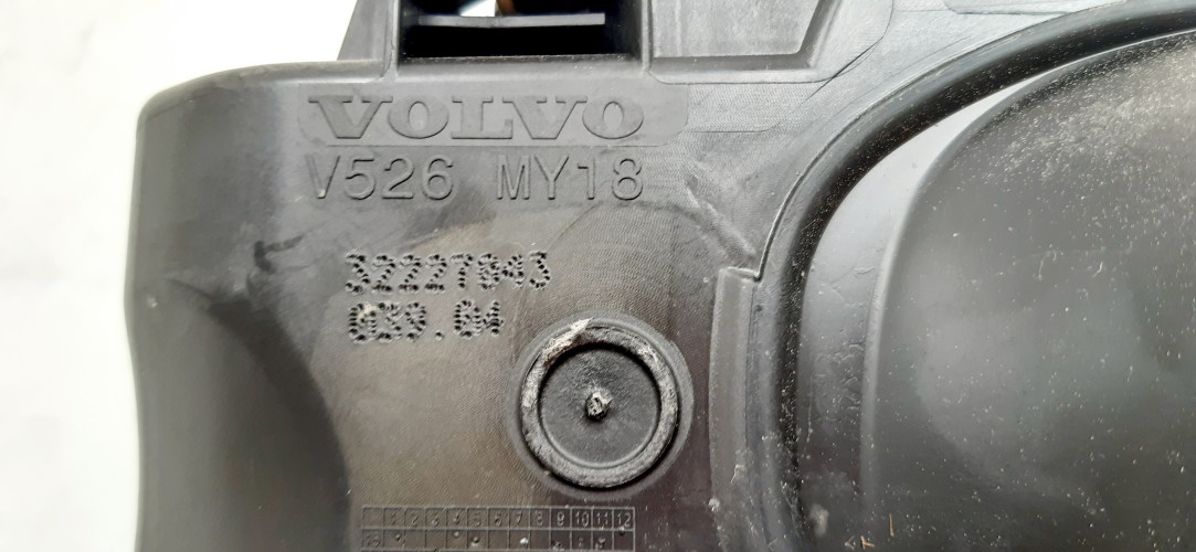 VOLVO XC90 II KLAPKA WLEWU PALIWA 740 32227843