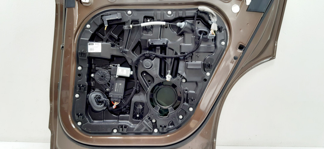 VOLVO XC90 II DRZWI PRAWE TYŁ 700-16
