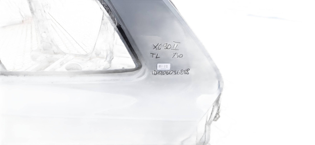 VOLVO XC90 II ĆWIARTKA BŁOTNIK LEWA TYŁ 740