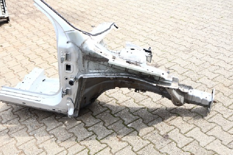 VOLVO XC60 I LIFT ĆWIARTKA PRAWA PRZÓD