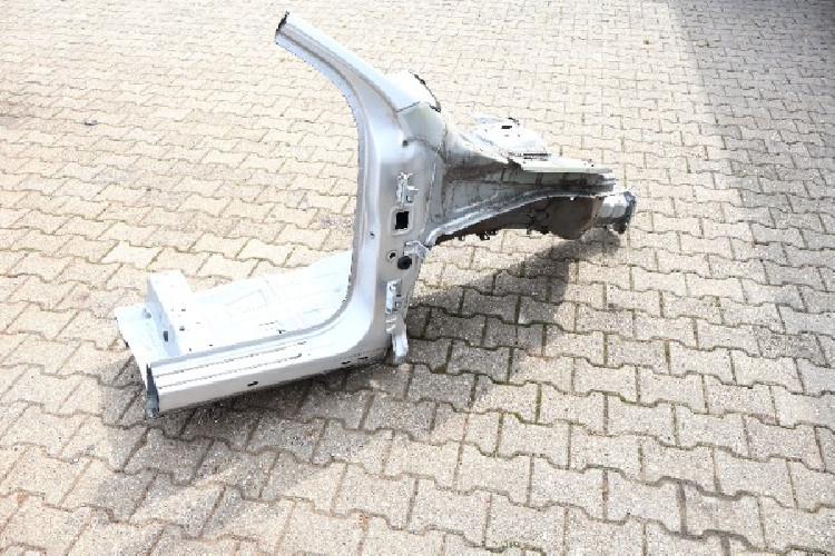 VOLVO XC60 I LIFT ĆWIARTKA PRAWA PRZÓD