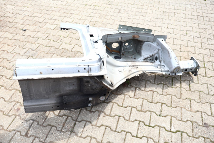 VOLVO XC60 I LIFT ĆWIARTKA PRAWA PRZÓD